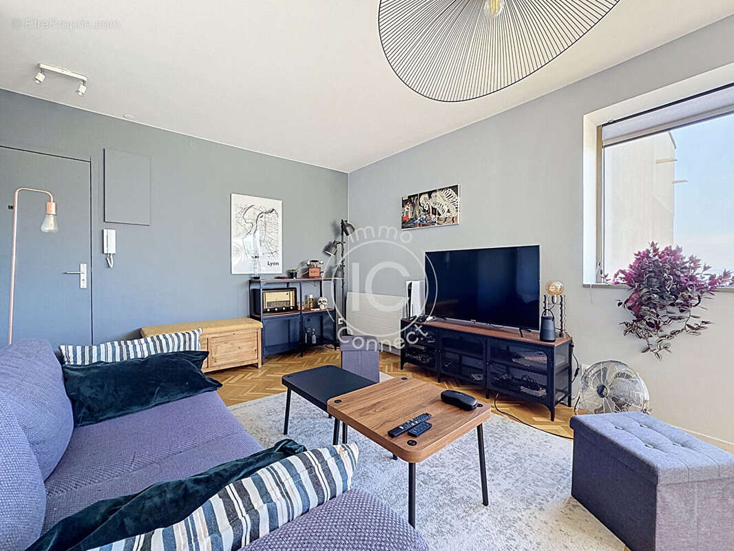 Appartement à LA MULATIERE