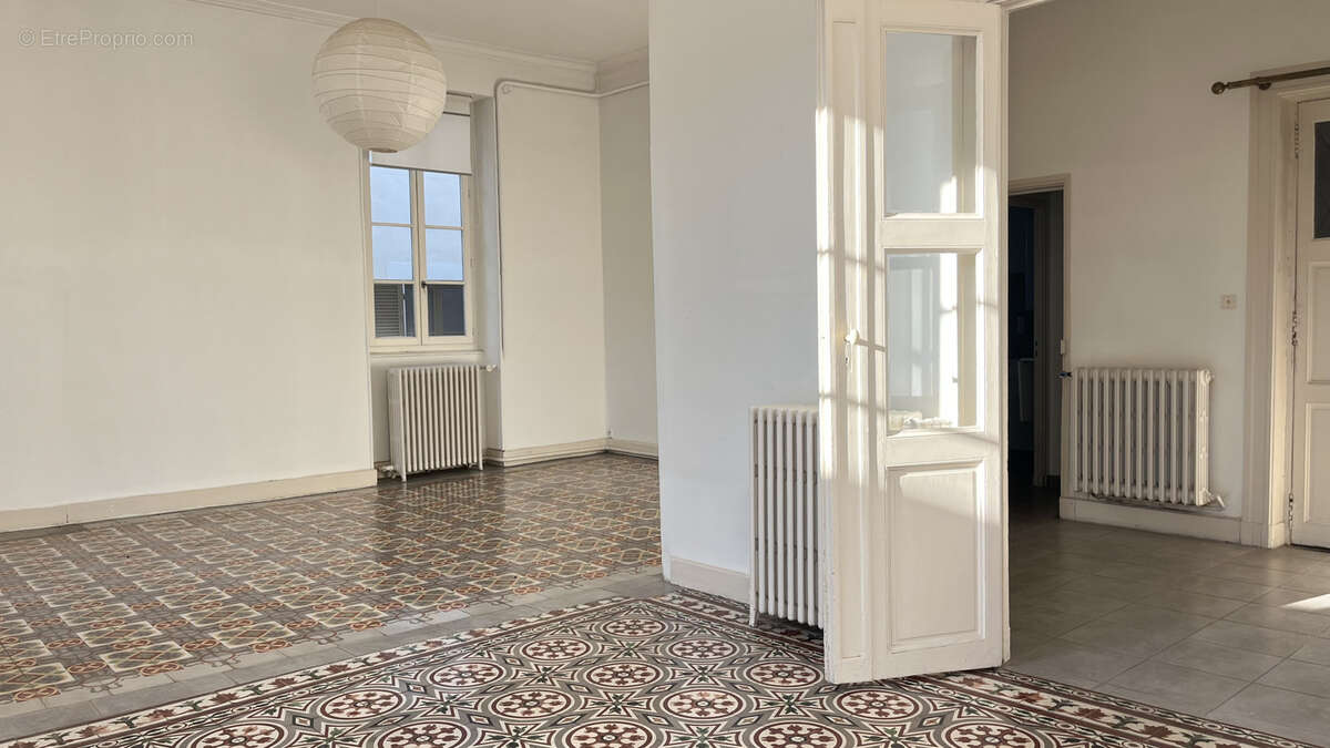 Appartement à NIMES