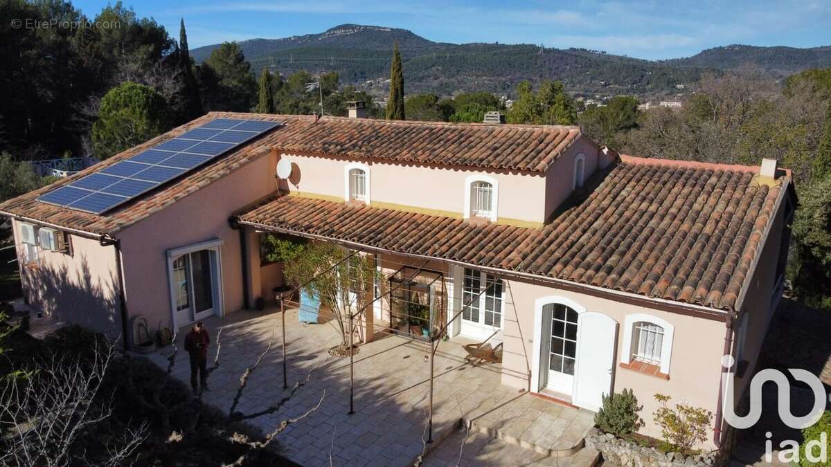 Photo 5 - Maison à BESSE-SUR-ISSOLE