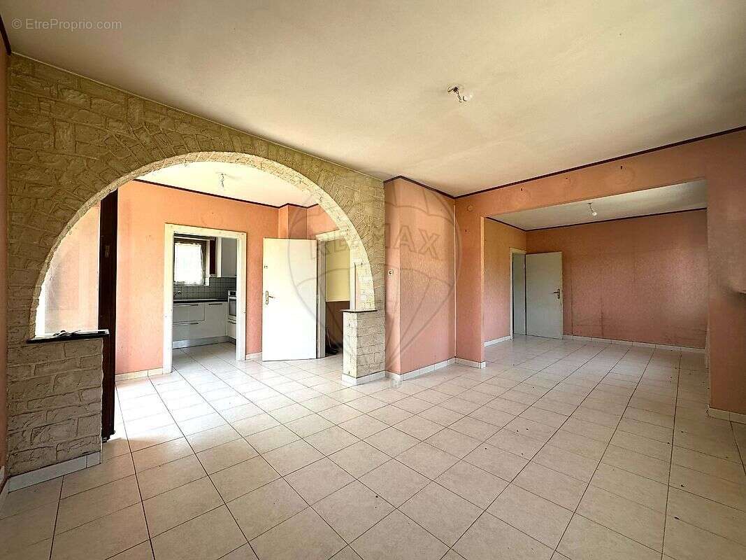 Maison à LORRY-LES-METZ