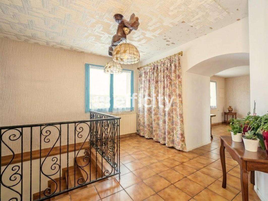 Appartement à RIVES