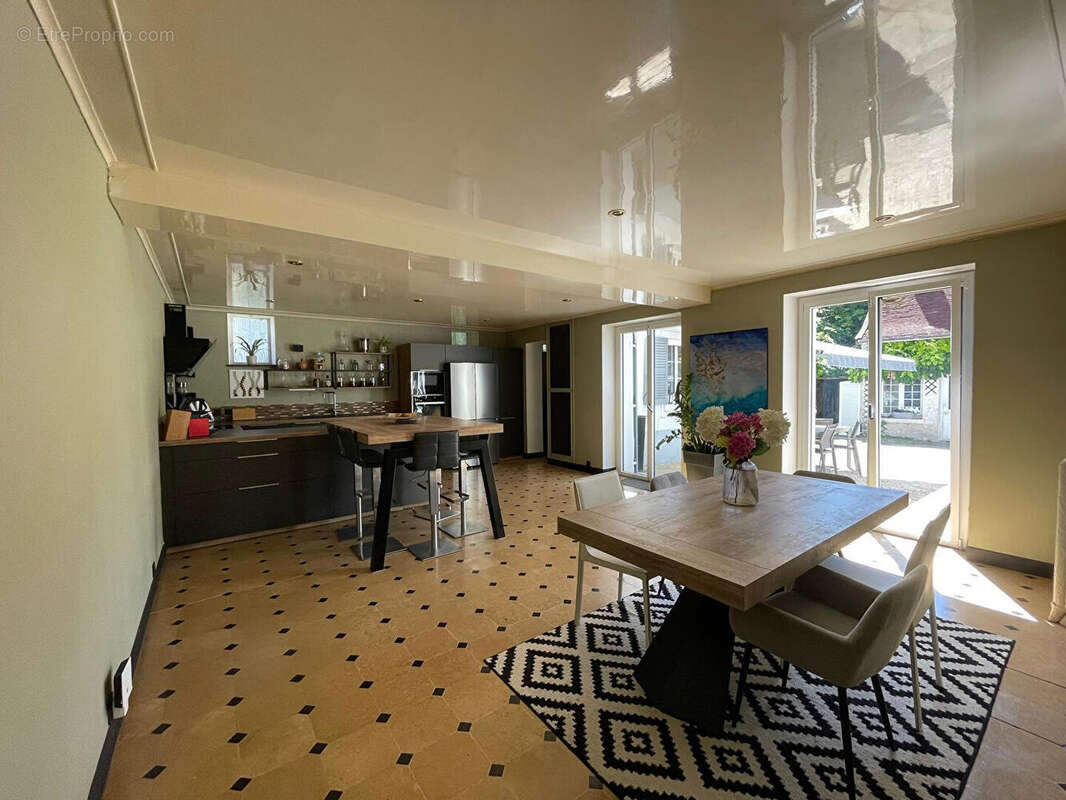 Maison à RONQUEROLLES