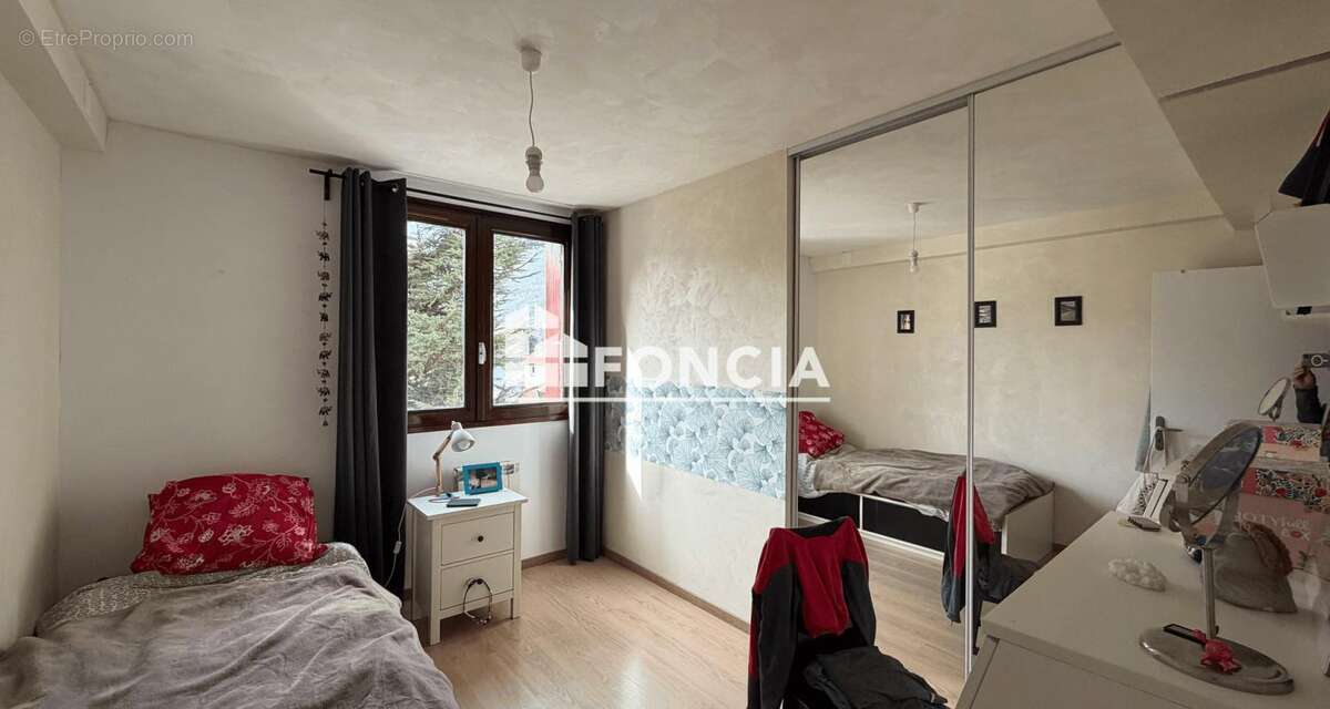 Appartement à VIZILLE