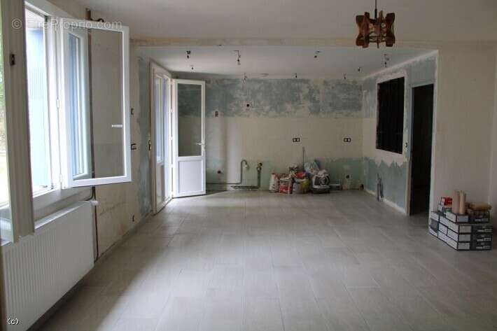 Maison à VILLEFAGNAN