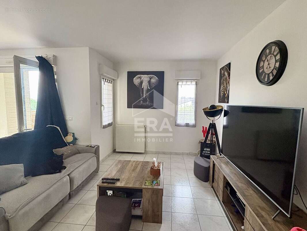 Appartement à SAINTES