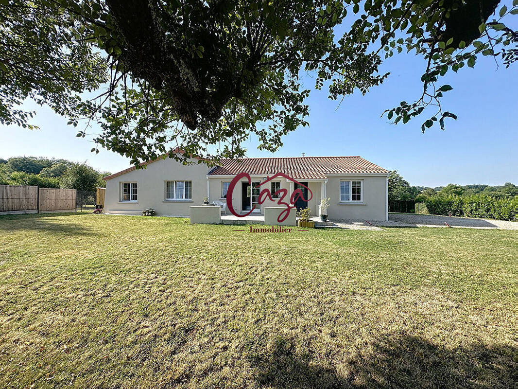 Maison à FARGUES-SAINT-HILAIRE
