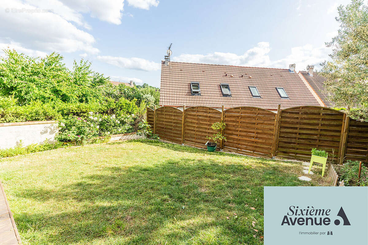 Maison à CHILLY-MAZARIN