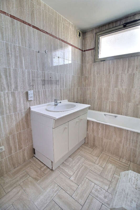 Appartement La Garenne Colombes 3 pièce(s) 60 m2 - photo 12