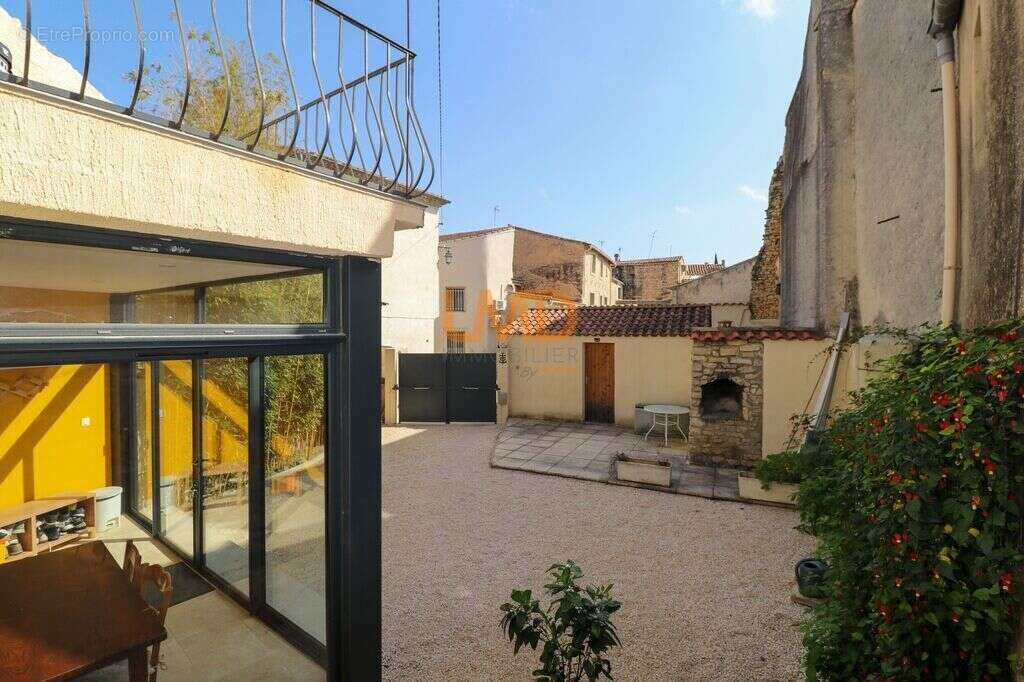 Maison à BERNIS