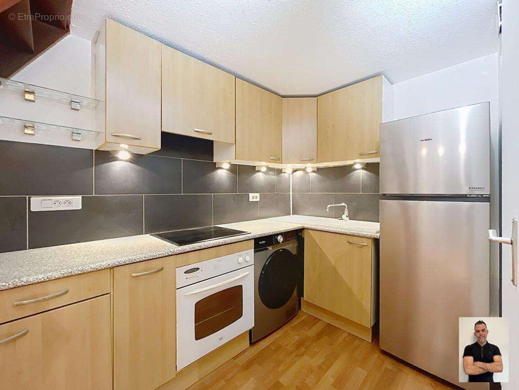 Appartement à FORCALQUEIRET