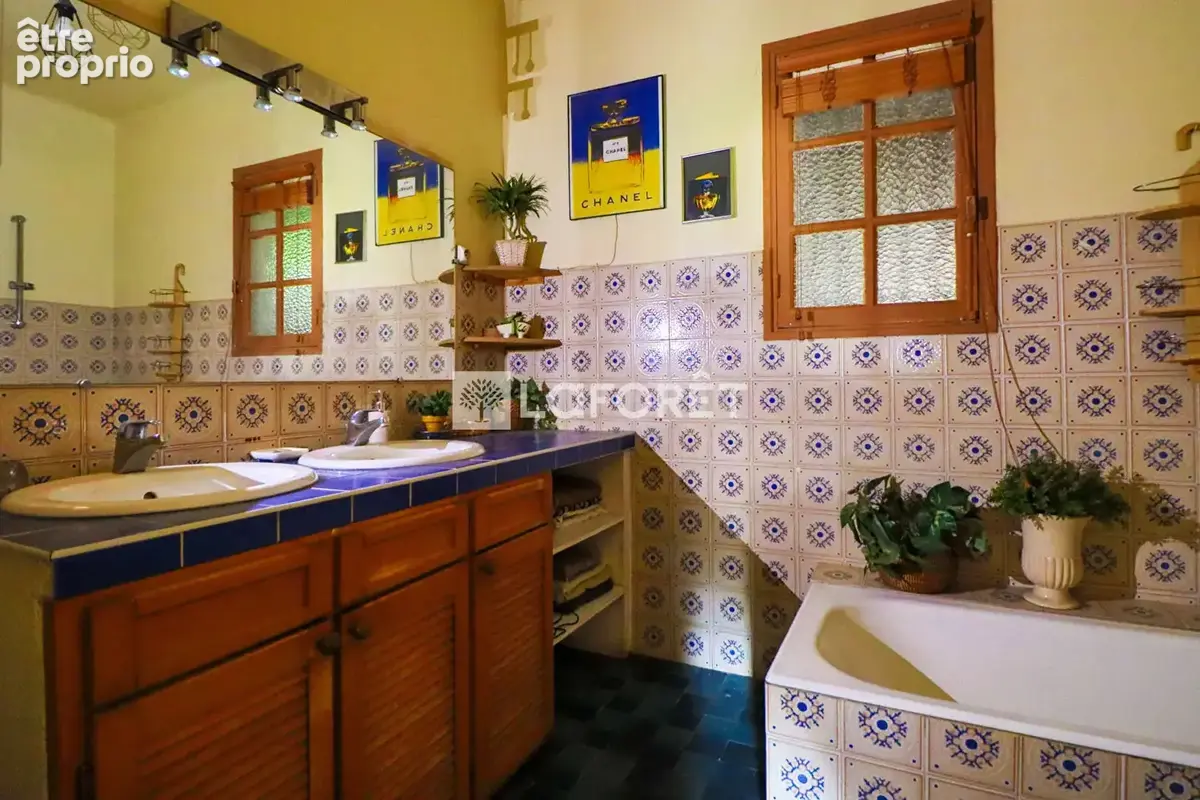 Maison de charme avec jardin à Aubagne ? Potentiel à saisir ! - photo 11