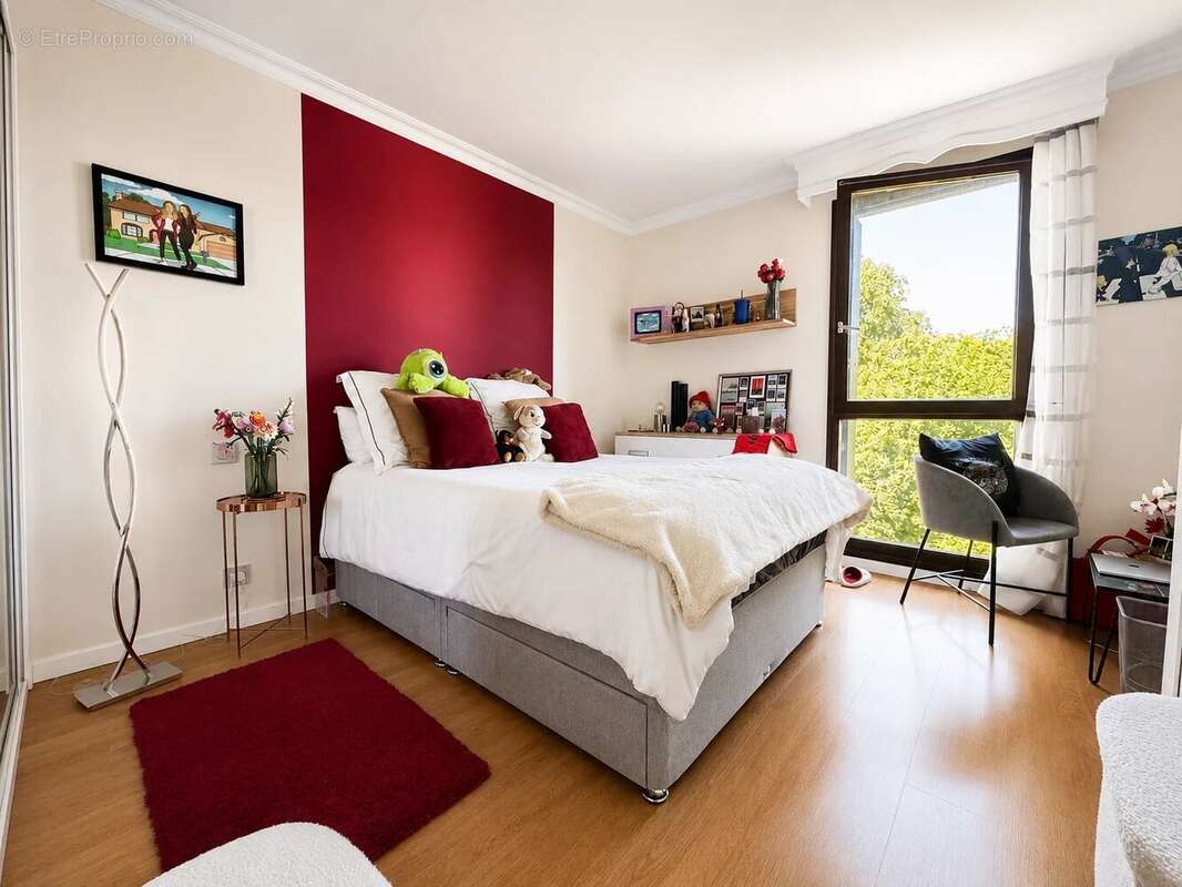 Appartement à LE PLESSIS-TREVISE