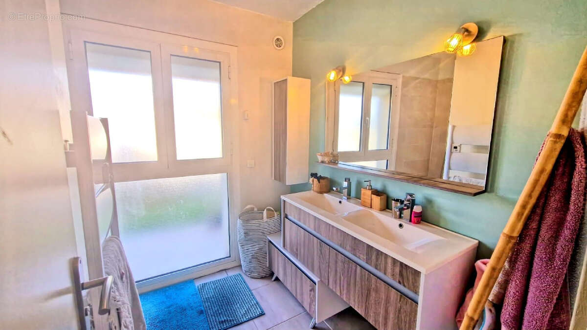 Maison à LANCON-PROVENCE