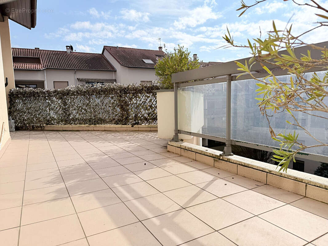 Appartement à LYON-5E