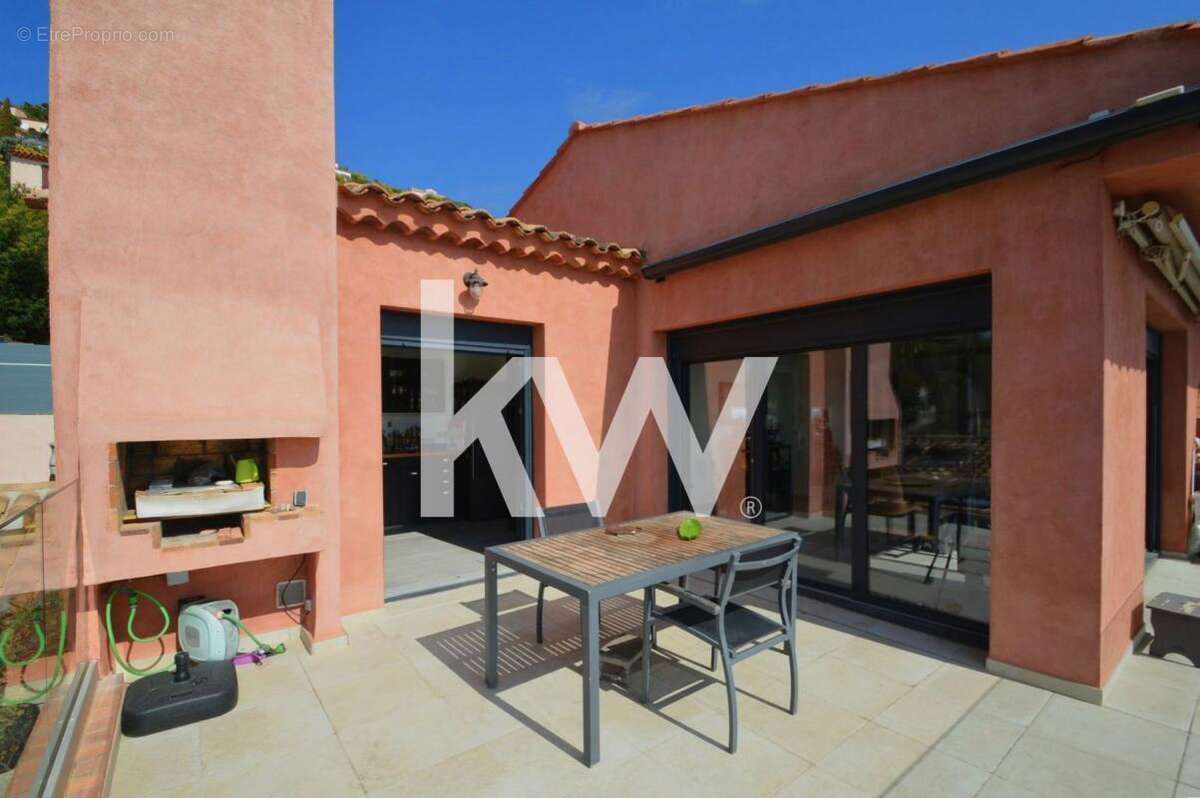 Maison à SAINT-RAPHAEL