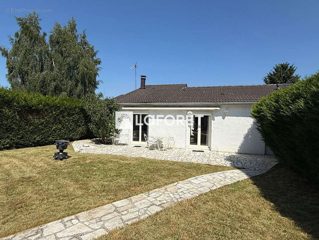 Maison à PONTAULT-COMBAULT