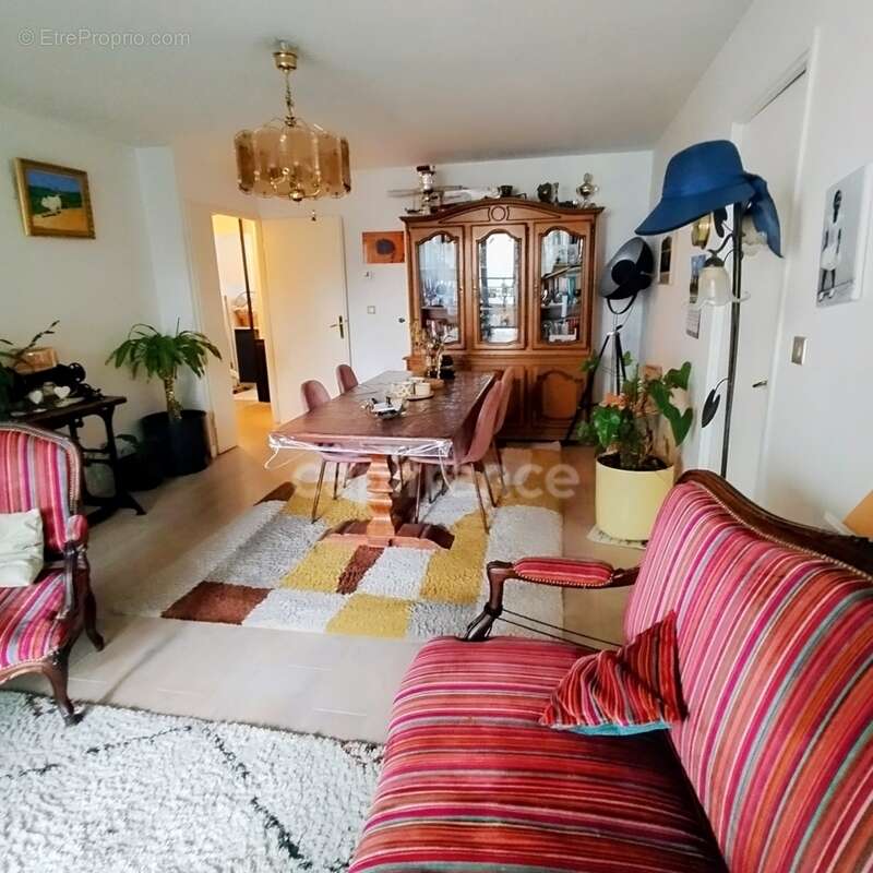 Appartement à BONDY