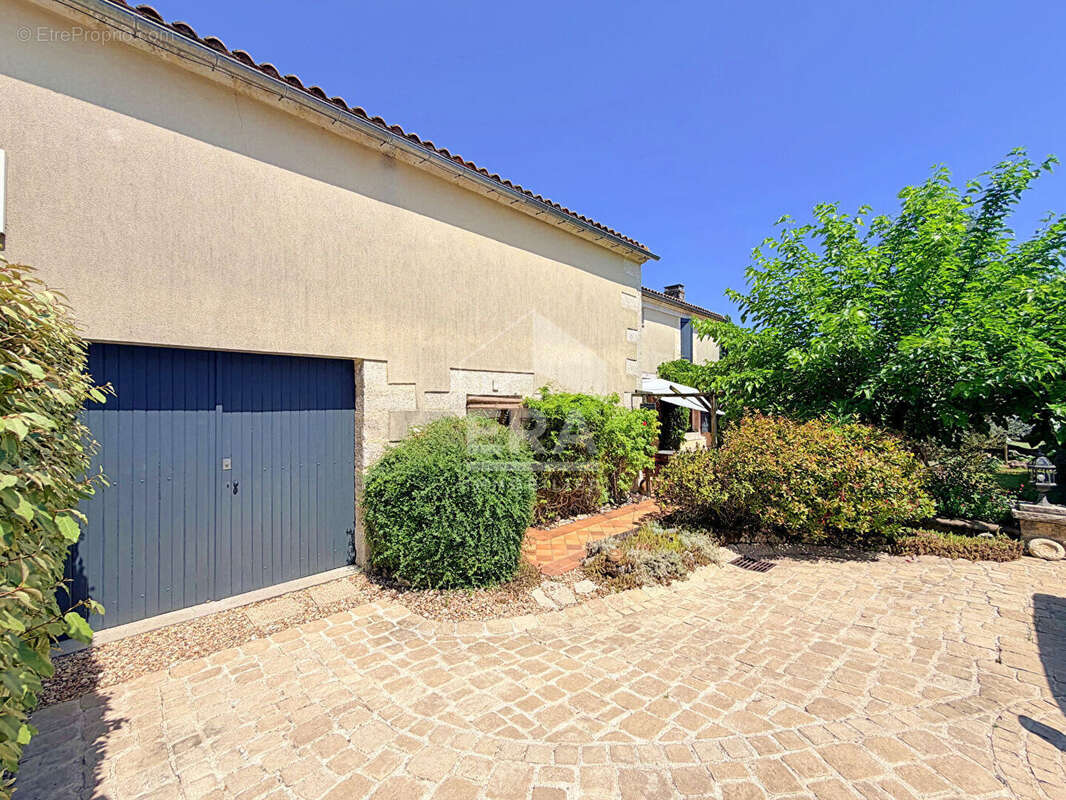 Maison à ANGOULEME