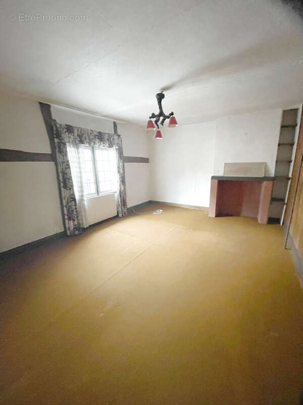 Maison à OUVILLE-LA-RIVIERE