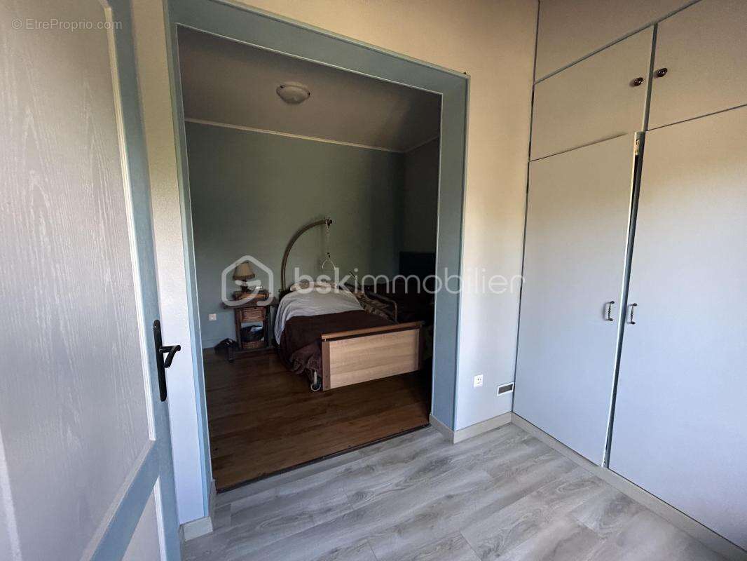 Maison à SAINT-SEURIN-SUR-L&#039;ISLE