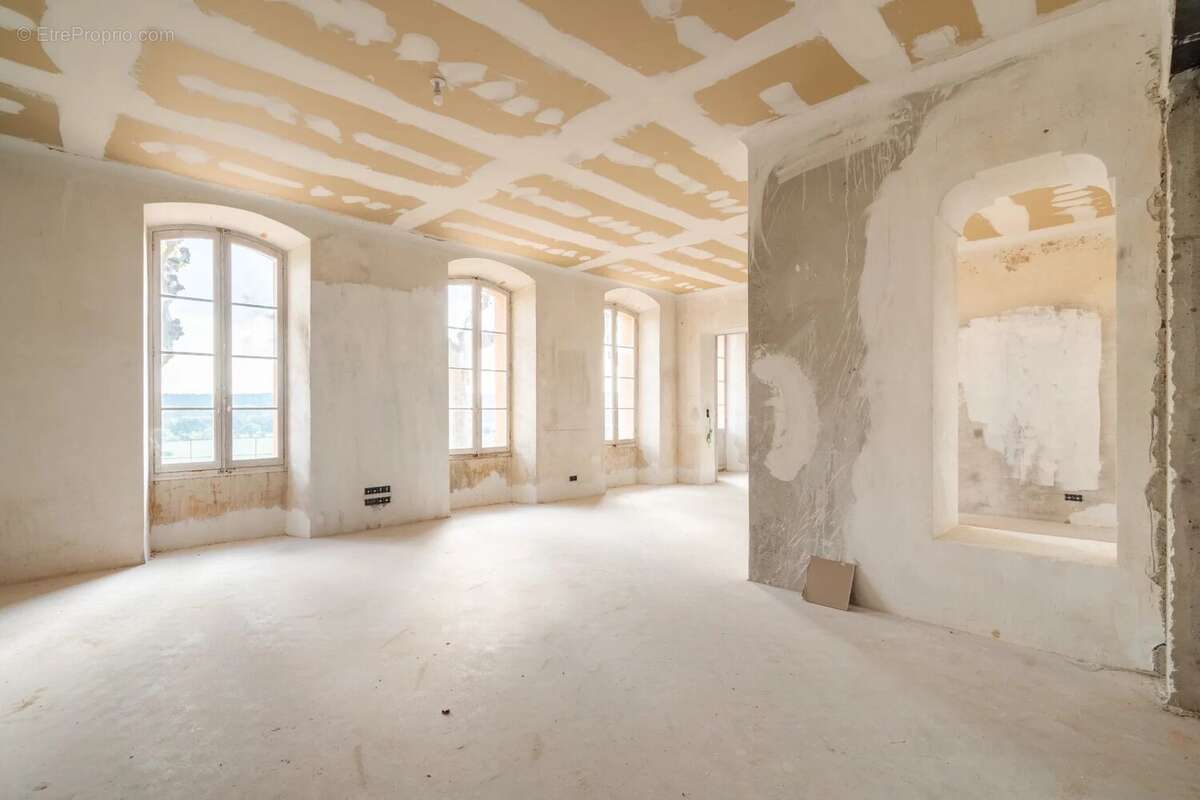 Maison à FOX-AMPHOUX