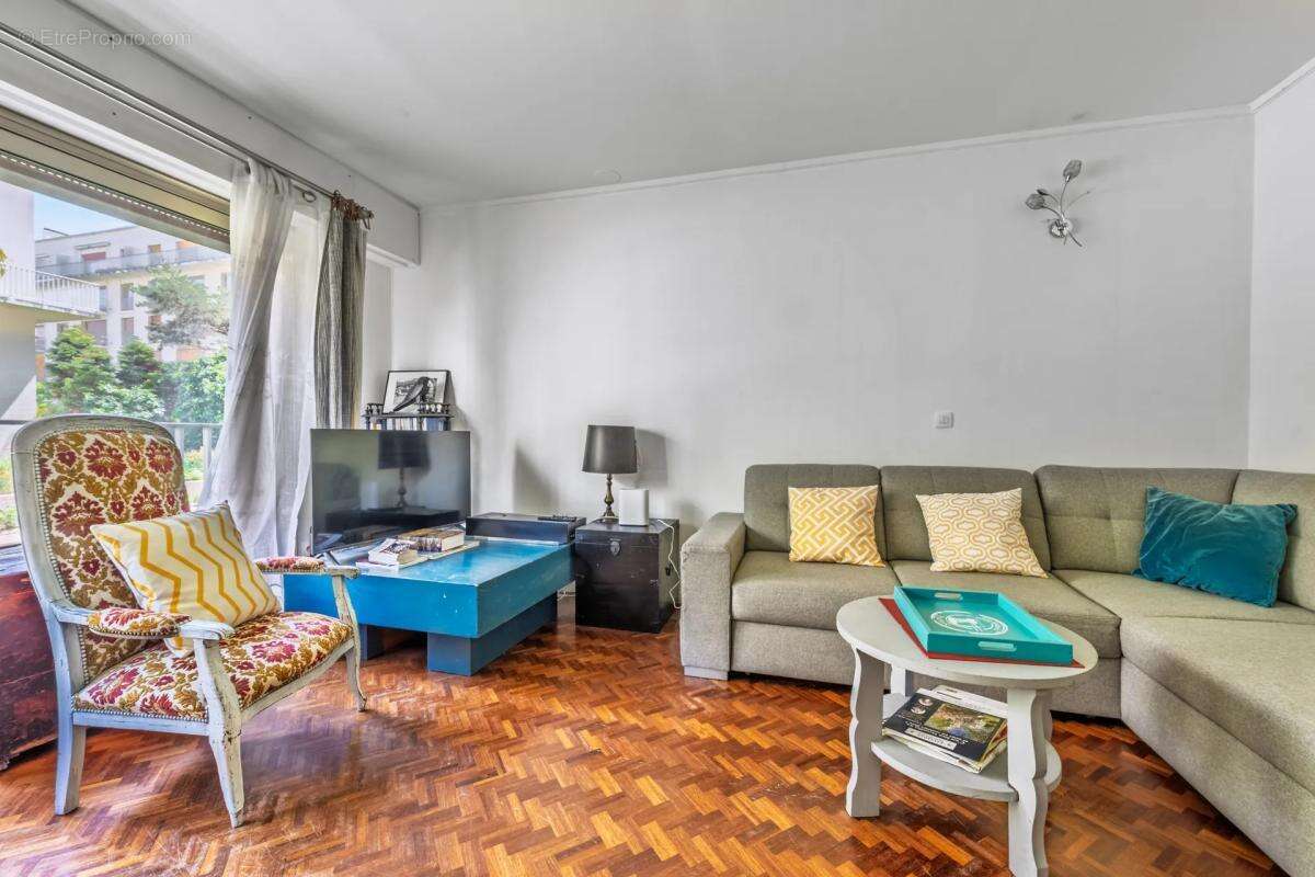 Appartement à VERSAILLES