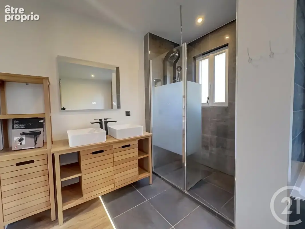 Maison 4 pièces 102 m² à vendre à Ligny-Le-Ribault (45240) - photo 9