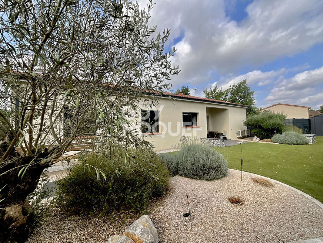 Maison de plain-pied T4 de 88 m2 sur une parcelle de 550 m2 - photo 2