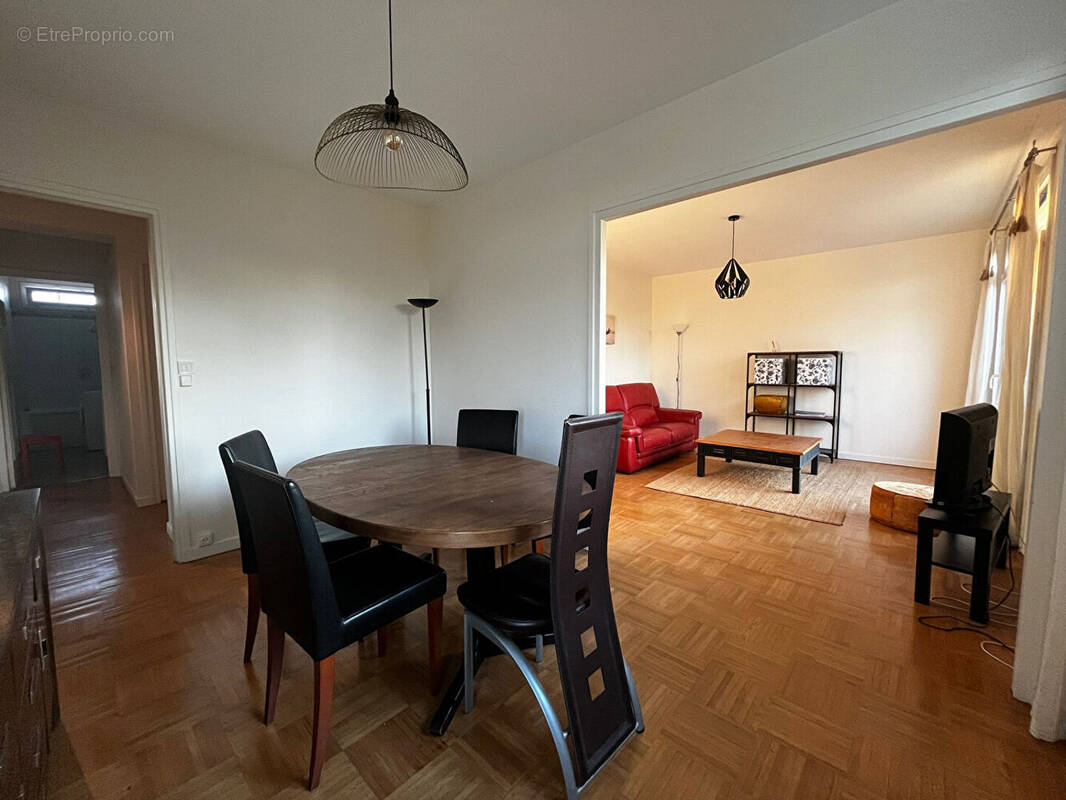 Appartement à OLIVET