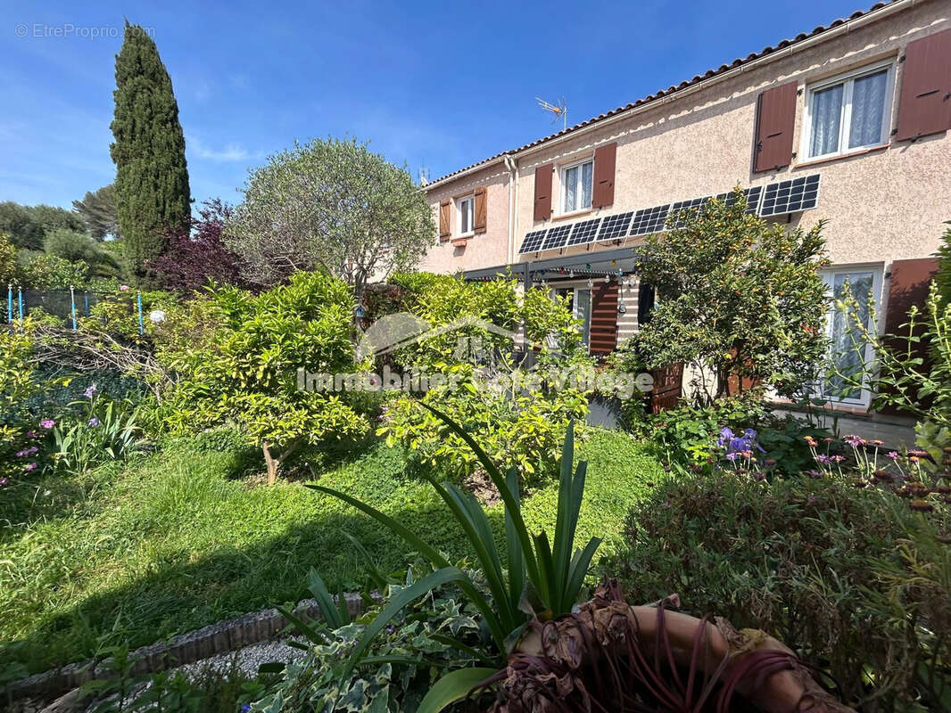 Maison à LA TRINITE