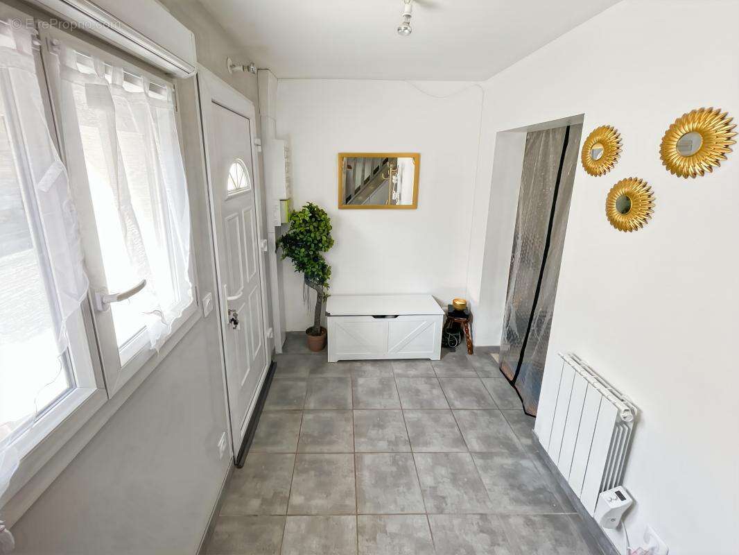 Maison à LAIGNEVILLE