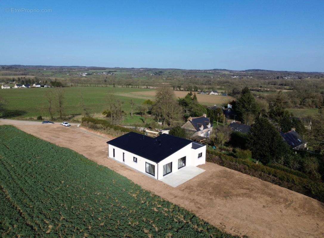 Maison à SAINT-MARCEL