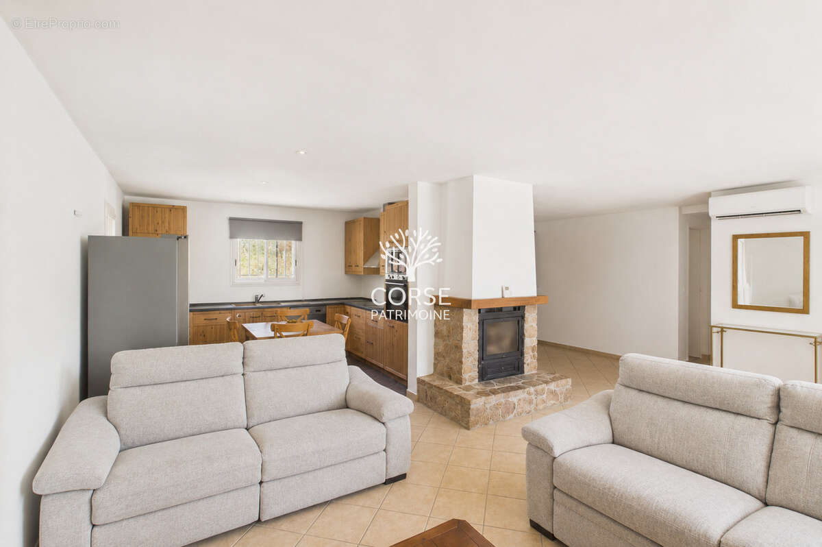 Maison de type 4 de 125 m2 sur 1500m2 de terrain - photo 3