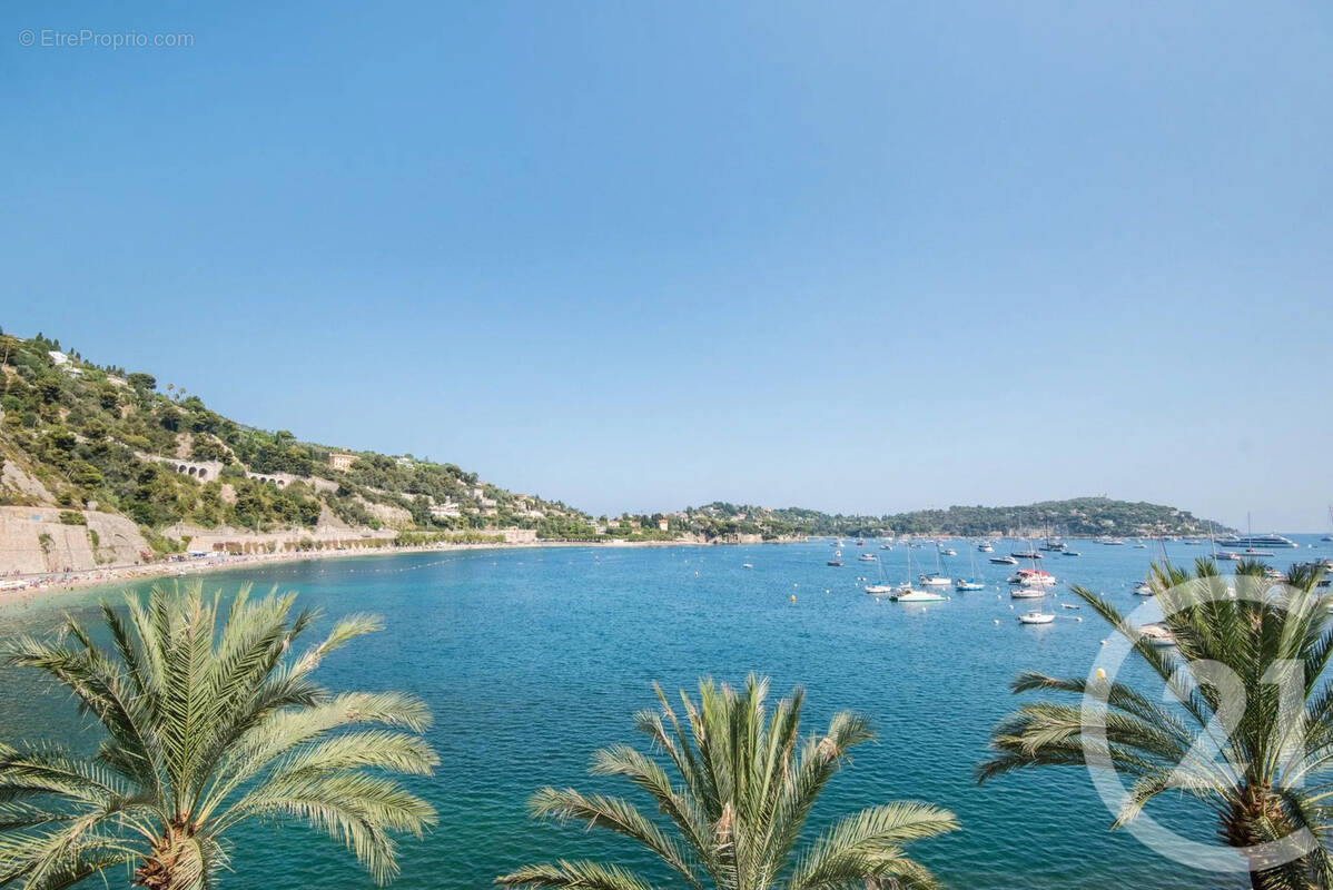 Appartement à VILLEFRANCHE-SUR-MER