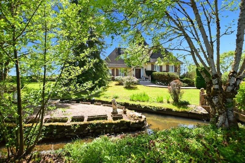 Propriete à vendre à ANTULLY avec terrain de 4577 m2 - photo 12