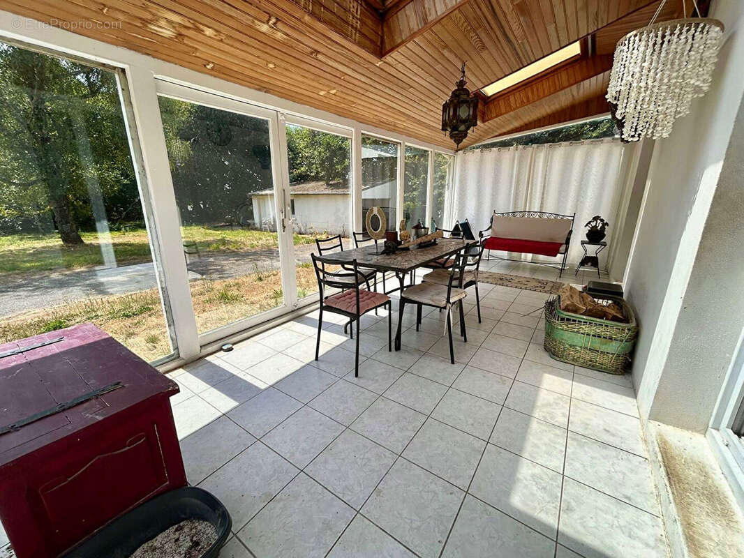 Maison 7 pièces à vendre à Ergué Gabéric - Grand terrain de 5730 m² - photo 3
