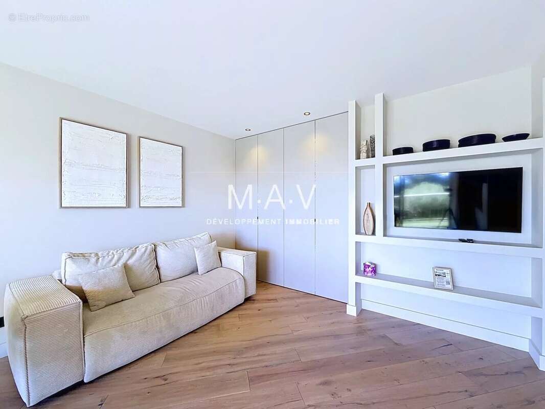 Appartement à ROQUEBRUNE-CAP-MARTIN
