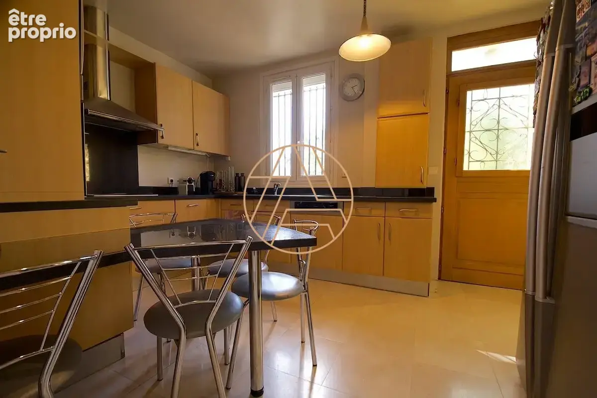 Maison 7 pièces 182 m² à vendre à Champigny-Sur-Marne (94500) - photo 5