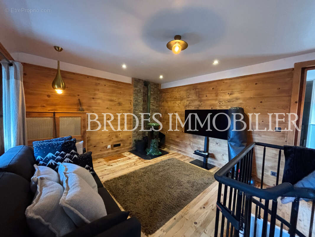 Maison rénovée avec grange - Jardin - secteur Calme - Hameau sur la commune de COURCHEVEL - photo 2