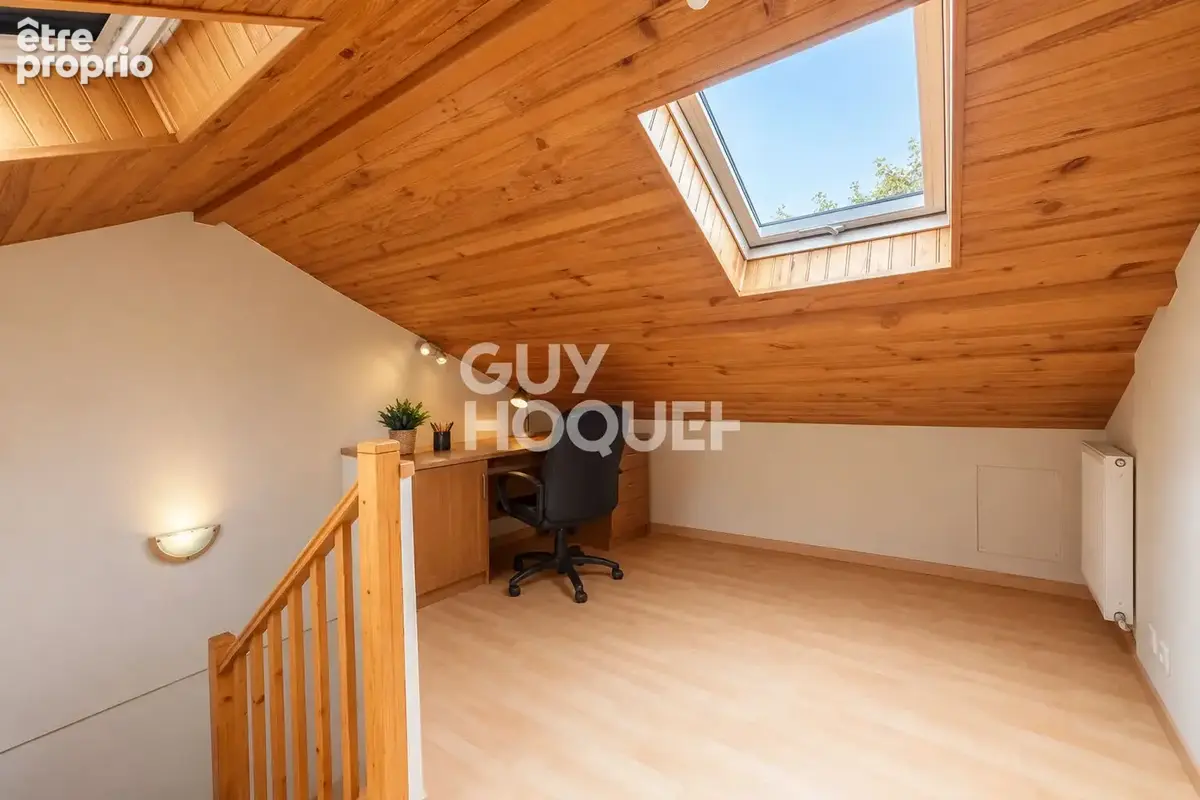 Maison de bourg - Jardin et garage - photo 6