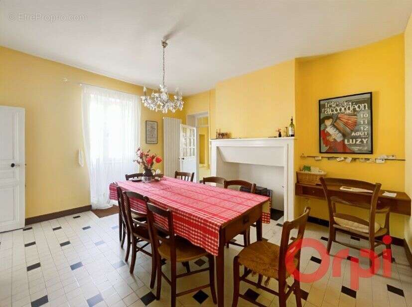 Maison à LE BRETHON