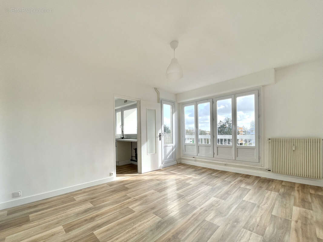 Appartement à HEROUVILLE-SAINT-CLAIR