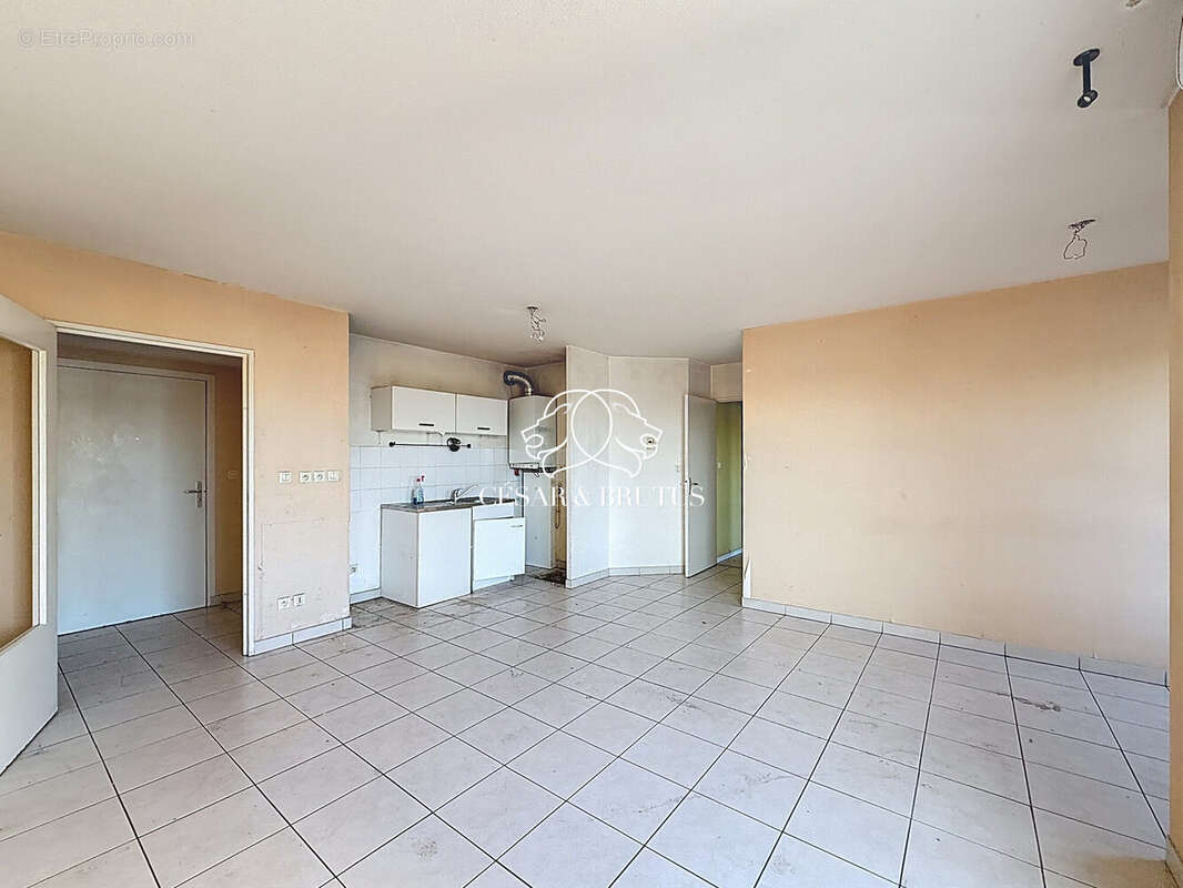 Appartement à LYON-8E