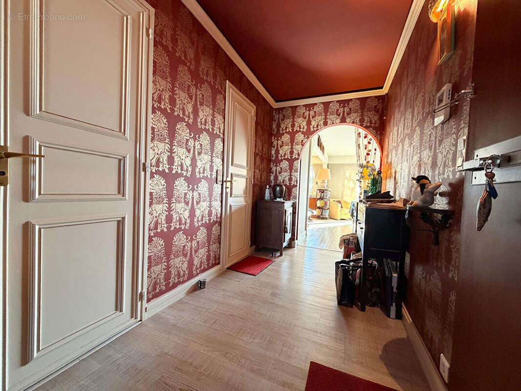 Appartement à PARIS-19E