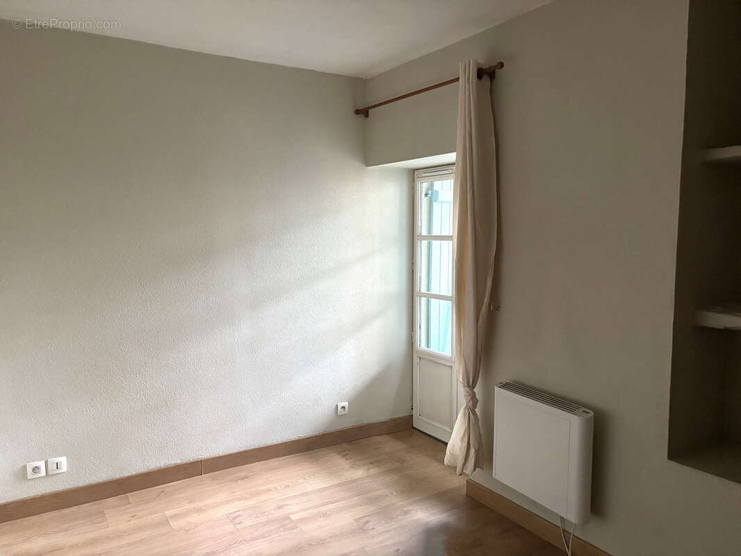 Appartement à SAINT-ERBLON