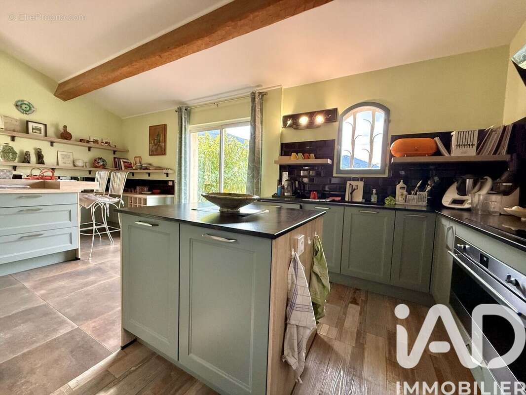 Photo 2 - Maison à SOLLIES-TOUCAS