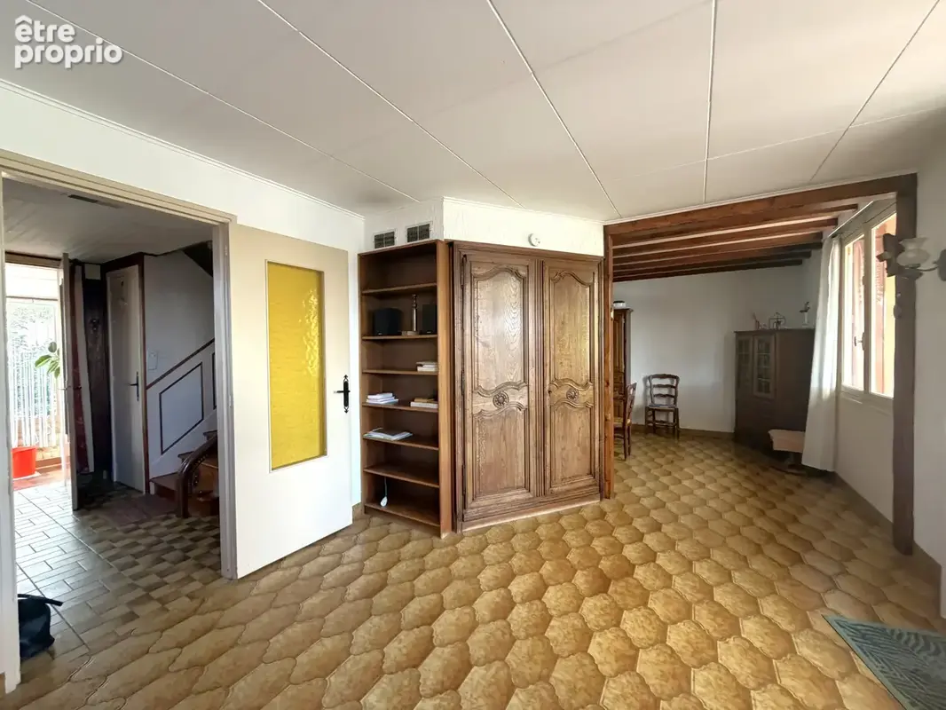 Maison ancienne 4 chambres A13 à 3 mn toutes commodité à pied - photo 9