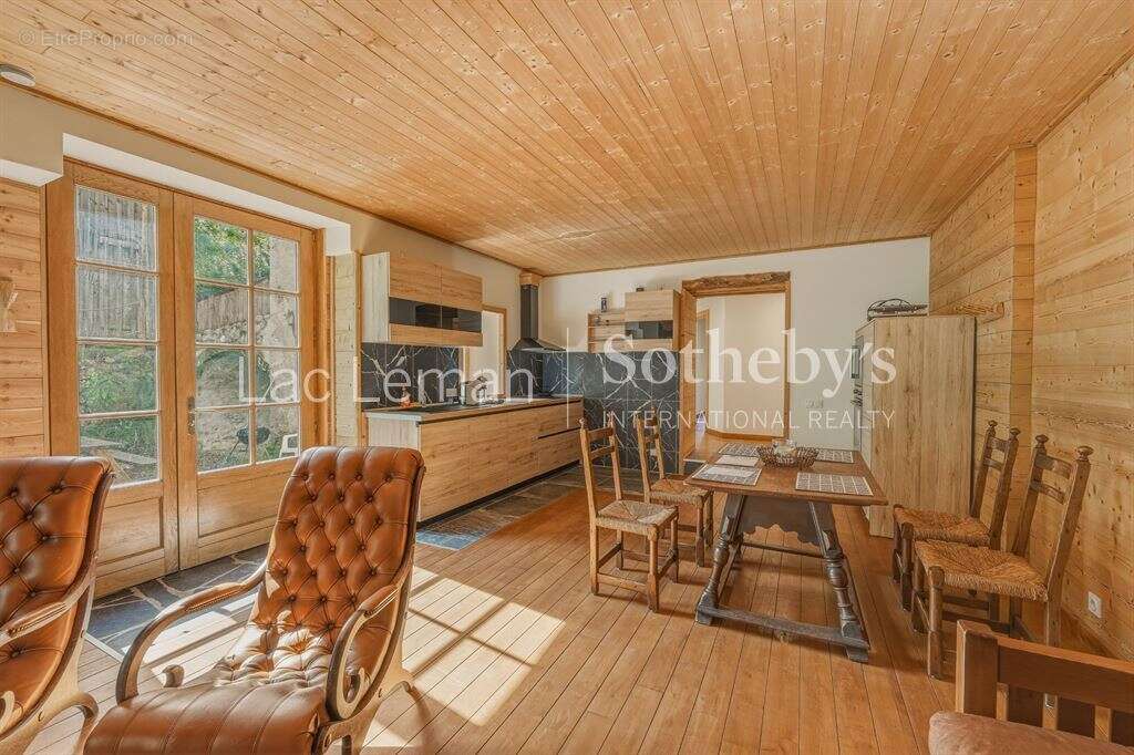 Appartement à HABERE-LULLIN