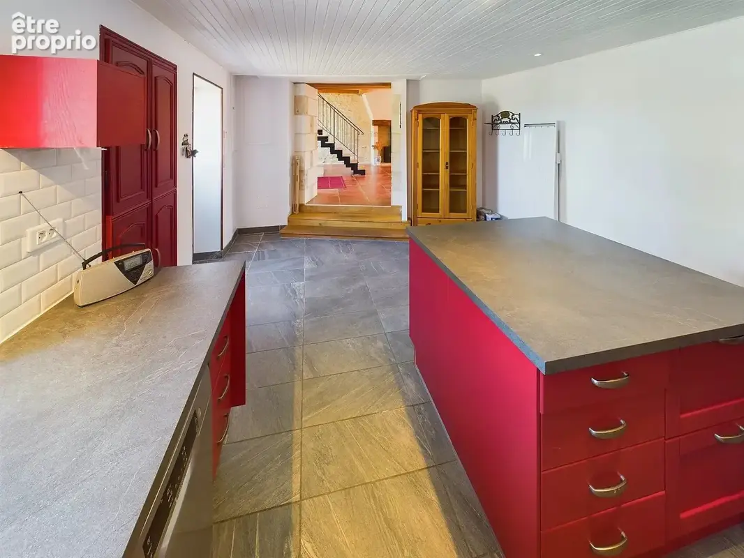 Propriété dans hameau de trois chambres avec vue imprenable. - photo 8