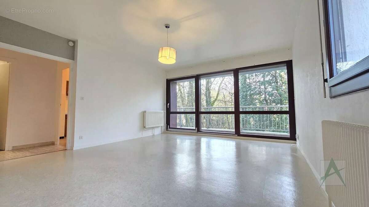 Appartement à JACOB-BELLECOMBETTE